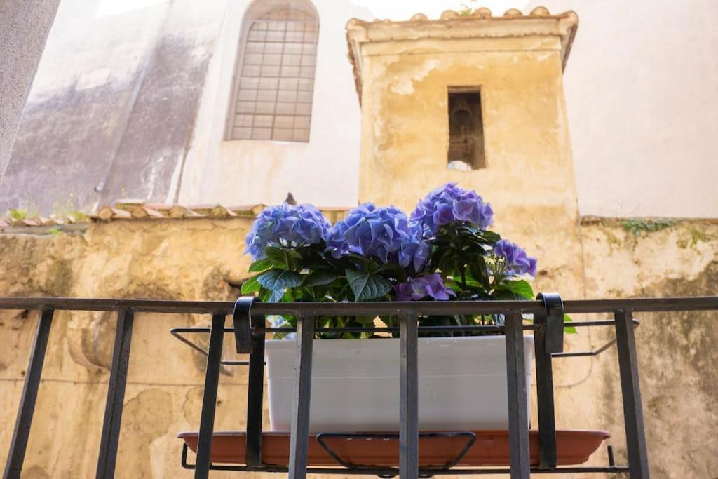 Peonia Blu Apartment Salerno Exterior photo