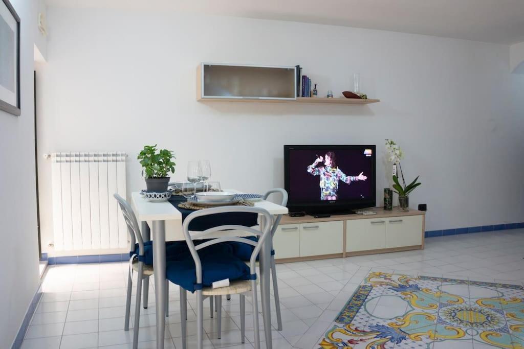 Peonia Blu Apartment Salerno Exterior photo